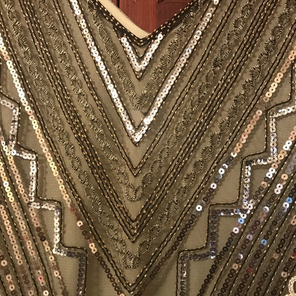 🤩 Stunning Black/Gold Sequins Dress w/Fringes - Picture 3 of 6